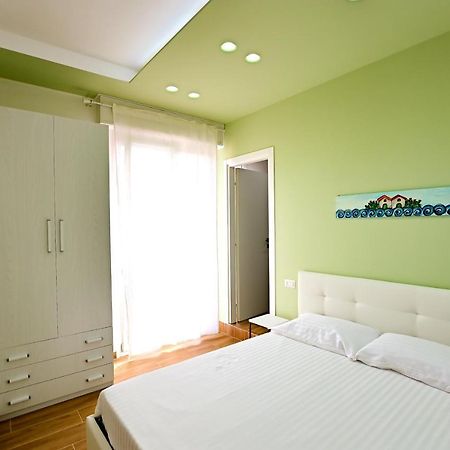 Kore Suites&Apartments 로크리 외부 사진