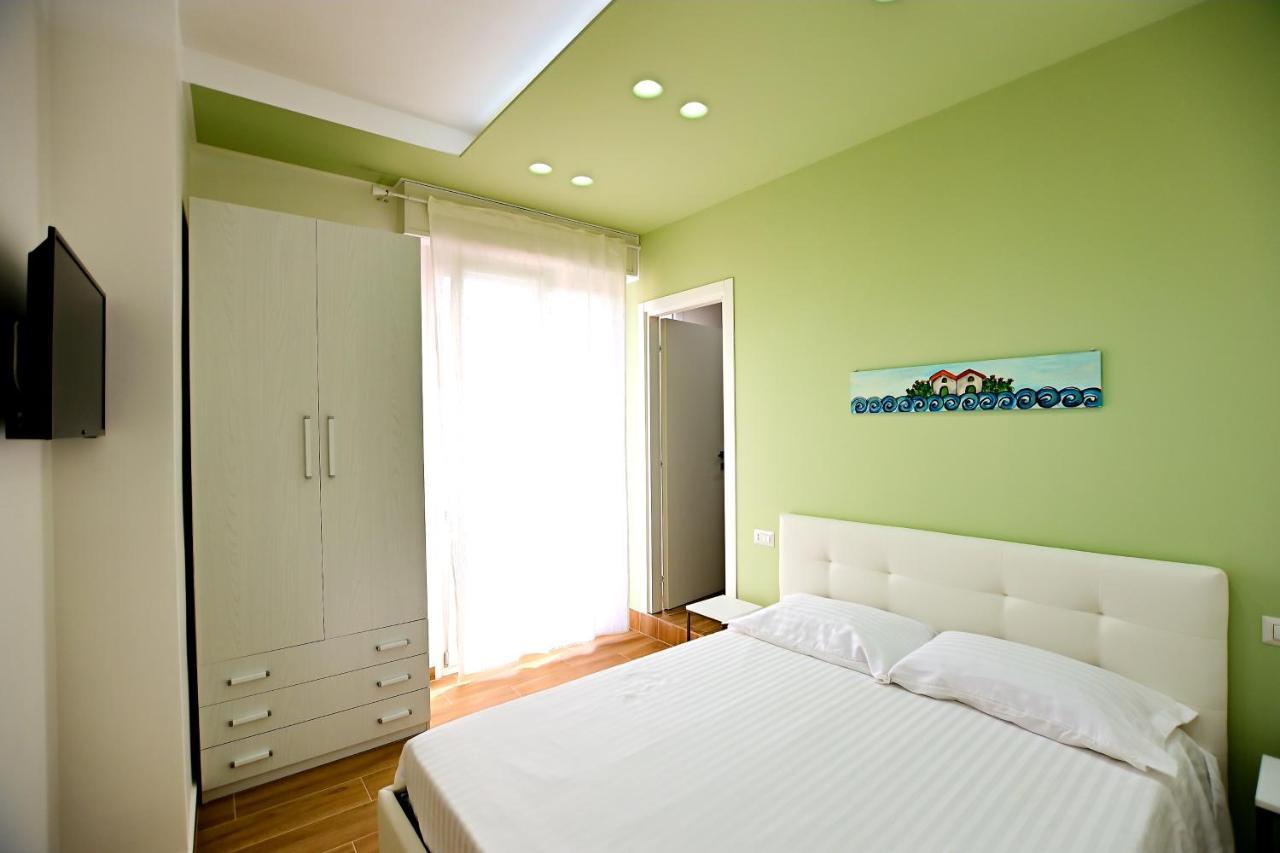 Kore Suites&Apartments 로크리 외부 사진