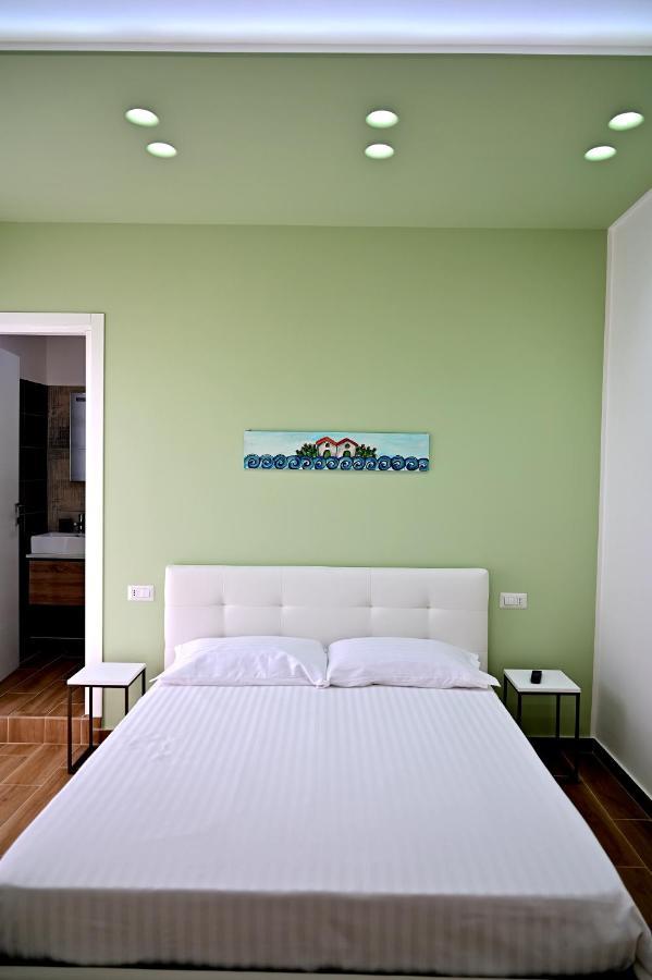 Kore Suites&Apartments 로크리 외부 사진